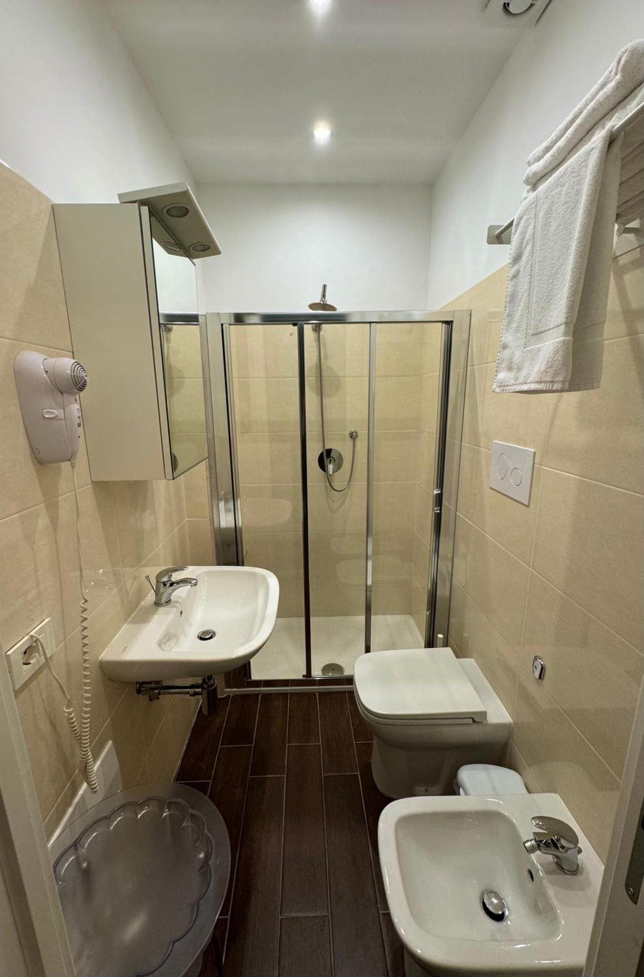 Enotria Bnb Bed and Breakfast Reggio di Calabria Eksteriør billede